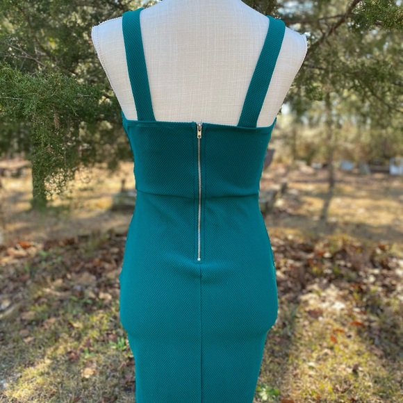 ⭐️ 4/$20 Small Forever 21 Dress - Picture 3 of 4